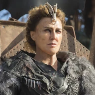 Nia (3,89 Mio) Nia †