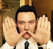 Alienist-BTS-17-Luke-Evans-Selfie