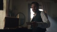 Alienist-Caps-1x09-64-Sad Kreizler