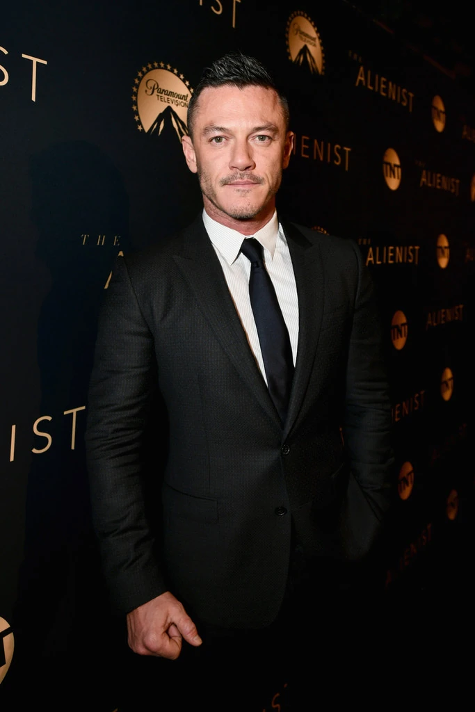 Luke Evans The Alienist Wiki Fandom