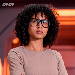 Alicia Nevins.png