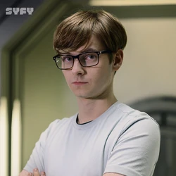 Angus Medford.png