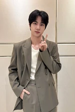 [2025.04.15] #2 [#오늘의방탄] #대환장기안장 제작발표회 진X기안84X지예은, 이 조합 예측불허 케미의 끝은 어디?🚀 울릉도 '대환장 기안장' 오늘도 체크인 많이 해주세요! #오늘의석진 #진 #Jin #BTS #방탄소년단 #환장의케미 #대환장기안장