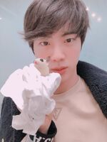 Jin on Twitter: "국물이" [2018.12.20] #4