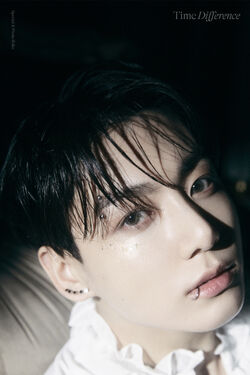 bts ジョングク 写真集 Me, Myself, and Amazon.com - 
