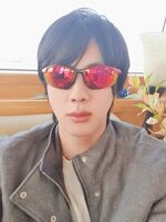 Jin on Weverse "이것도있다" [2021.04.10]