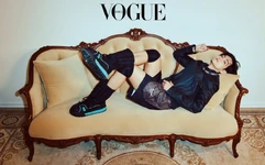 V for Vogue Korea #4 (December 2021)