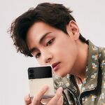 V promoting Samsung Galaxy #3 (August 2021)