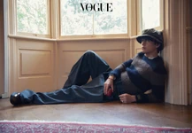 V for Vogue Korea #25 (September 2022)