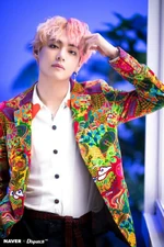 V for IDOL #1 (August 2018)