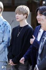 Bighit on Naver: "[BTS] 아미 자기님들을 위한 유퀴즈 비하인드 오-쁜!" [2021.04.18] #1