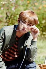 V 2016 Season Greeting (2)