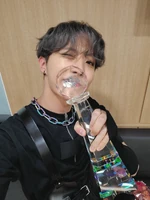 J-Hope on Twitter: "오늘도 여러분 덕분에 영광스러운 1위를!! 고맙구 사랑합니다 💜 마니 사랑해요 💜 남은 활동도 즐겨보자구용 @-@/" [2020.03.06] #2