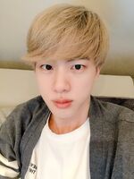 Jin on Twitter: "다녀오겠습니당" [2019.04.10]