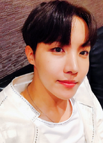 J-Hope on Twitter: "완전 짱!!!! 자카르타!!! 고마웠어요~ 👋💋" [2017.04.30]