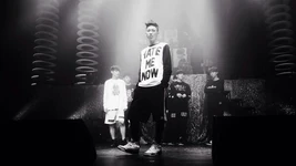 RM on Twitter: "오사카 가자~~!" [2014.01.07]