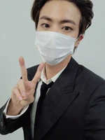 Jin on Twitter: "아미 오늘 저희 응원해주셔서 감사해요 하트 뿌잉뿌잉" [2020.12.06]