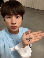 Jin on Twitter: "오늘의석지니" [2016.12.16]