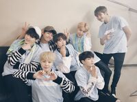 BTS Official on Twitter: "[#오늘의방탄] 나고야 팬미팅에서 만난 아미들~~ 재밌으셨나요!? 내일도 재밌게 놀아요! ٩(θ‿θ)۶" [2016.12.07]