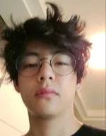 V on Weverse: "얼마나 잘잤으면.." [2020.07.24]