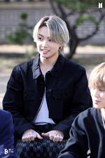 Bighit on Naver: "[BTS] 아미 자기님들을 위한 유퀴즈 비하인드 오-쁜!" [2021.04.18] #1