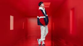 Jin promoting FILA Go Beyond #2 (September 2020)