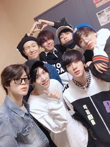 BTS 180422 Weibo