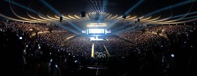 BTS Official on Twitter (Japan): "2017 #BTS LIVE TRILOGY EPISODE III THE WINGS TOUR ~Japan Edition~の初日の公演が始まりました。大阪コンサートに来てくれた素晴らしいA.R.M.Y!! また明日👋 #防弾少年団 #THEWINGSTOUR #大阪" [2017.05.30] #2