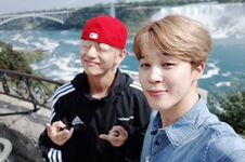 Jimin on Twitter: "생일 진심으로 축하해☺️ #JIMIN #태형생일ㅊㅋ #탄이아빠맞네" [2019.12.30] #4