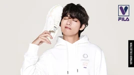 V promoting FILA Voyager #5 (March 2020)