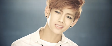 Boy In Luv MV (31)