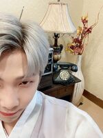 RM on Twitter: "SBM #즐설 😁 😁" [2021.02.11]