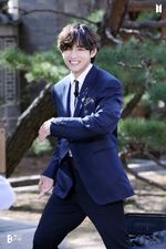 Bighit on Naver: "[BTS] 아미 자기님들을 위한 유퀴즈 비하인드 오-쁜!" [2021.04.18] #1