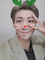 RM on Twitter: "Happy Holidays 😃 전 어제 나홀로집에 2 봤고 오늘은 1 볼 계획입니다 여러분도 집에서 소소히 잘 보내십시오 보고싶습니다 ~~" [2020.12.25] #1