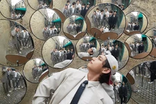 V on Twitter: "📸vcut🤓" [2020.11.22]