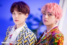 Suga and V for IDOL #3 (August 2018)