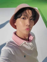 J-Hope on Weverse: "🧨🧨🧨😗🧨🧨🧨" [2020.08.30]