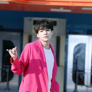 Boy With Luv Feat Halsey Gallery Bts Wiki Fandom 190714 방탄소년단 boys with luv jungkook focus shizuoka day 2 thank you for watching and subscribing more bts concert. boy with luv feat halsey gallery