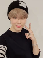 Jimin on Twitter: "오래 기다리셨어요! Dynamite많이 사랑해 주세요❤️ 기다려주신 아미 여러분 감사하고 또 감사합니다 ‪#JIMIN #BTS_Dynamite‬" [2020.08.22] #1