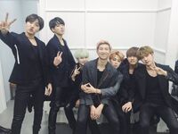 BTS Official on Twitter: "[#오늘의방탄] 다시 만난 것도 좋은데 1위까지 해서 신났다고 전해라~(덩실덩실) 랩몬스터도 복귀하고 1위도 하면서 #RUN 활동을 아름답게 마무리할 수 있어서 행복합니다😁 (인사) 방탄방탄방방탄🔍✨" [2016.01.08] #1