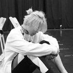 BTS Official on Instagram: "2020.01.21 🇺🇸 #BTS #방탄소년단 #실시간방탄 #BlackSwan #MAP_OF_THE_SOUL_7 🦢" [2020.01.22]