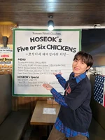 [2025.03.14] #1 [#오늘의방탄] 디바 마을에서 만난 퀸가비👑 덕분에 많은 매니절들과 함께하는 아티스트가 되었답니다🧑‍🎤 퀸가비 고마워🙏😉 #오늘의제이홉 #제이홉 #jhope #BTS #방탄소년단 #디바마을퀸가비