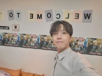J-Hope on Twitter: "즐겁고 감사한 시간이었슴당~💜🧨 끝나고 대기실에서 with 꾸기🌟" [2020.09.14] #1