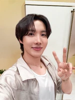 [2025.06.19] [#오늘의방탄] 칭찬감옥에 갇힌 호비😎 냉장고 속 까까 대방출 🍿 #오늘의제이홉 #제이홉 #jhope #BTS #방탄소년단 #냉터뷰 #결국은_제이홉 #사실은_정호석 #여러가지로_스윗홉