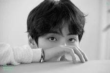 V for the 2020 Season Greetings #1 (November 2019)