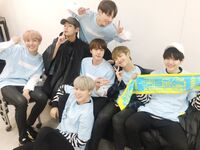 BTS Official on Twitter: "[#오늘의방탄] 오사카 팬미팅을 끝으로 일본 팬미팅 투어가 끝났습니다! 함께 해주신 아미 여러분 너~무 너무너무너무너무너무너무 재밌었다고 말해줘💕#방탄소년단 의 마음이 너에게 닿기를👉🏻" [2016.12.15]