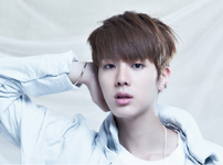 Jin promoting O!RUL8,2? #1 (August 2013)