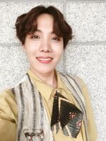 J-Hope on Twitter: "아침부터 기쁜 소식!!! 정말 감사해요 여러분⭐️😊☺️⭐️ #jhope" [2018.05.28] #2