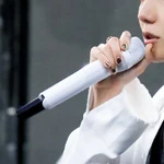 White mic (2023)
