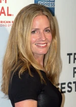 Elisabeth Shue (Madelyn Stillwell)